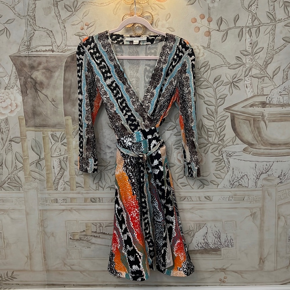 EUC Diane von Furstenburg dress